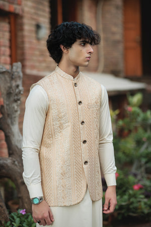 GOLDEN EMBROIDERED WAISTCOAT