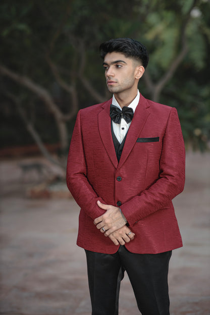 RED WITH BLACK LUXURY 3-PIECE SUIT FOR MEN'S