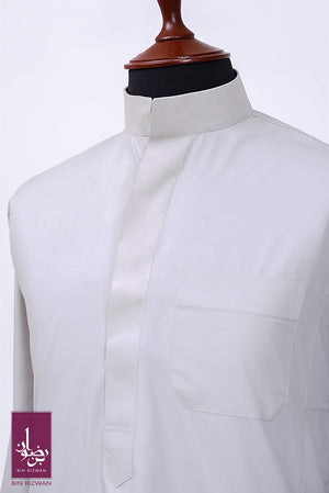 Plain Off-White Saudi Thobe