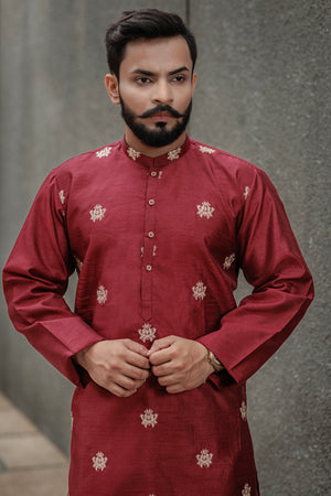 Embroidered mehroon Cotton Kurta